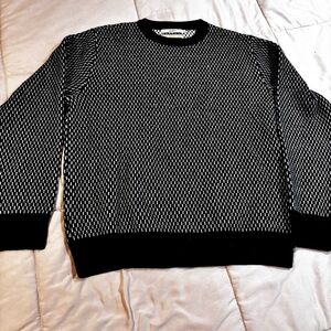 Men's Olow Sweater Large